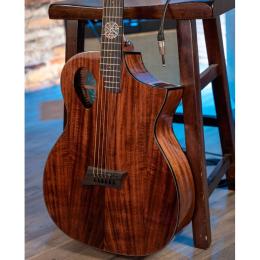 Guitarra electroacústica Michael Kelly Forte Port Koa