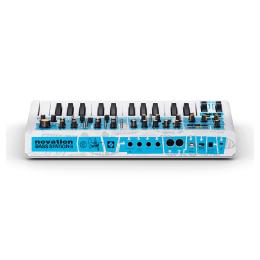 Sintetizador Novation Bass Station II Swifty Edition