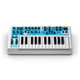 Sintetizador Novation Bass Station II Swifty Edition