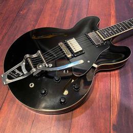 Guitarra eléctrica semi hollow Maybach Capitol '59 Bigsby Solid Black Gloss