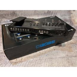 Pedalera de guitarra Boss GT-1000 + Case (Usado)